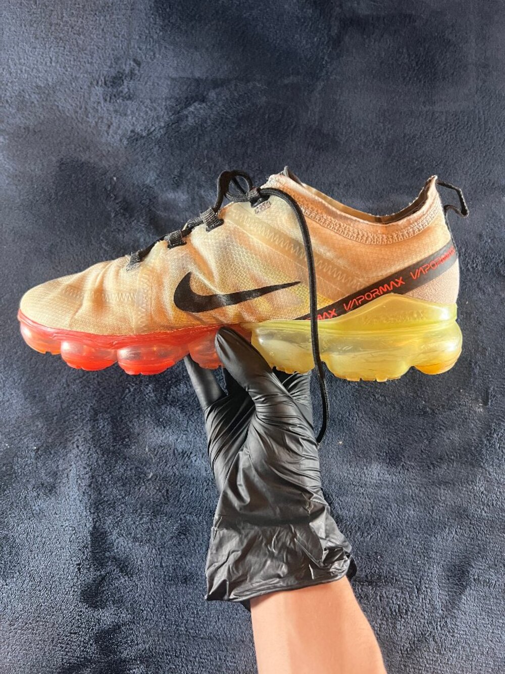 Size 10 - Nike Air VaporMax - Gray